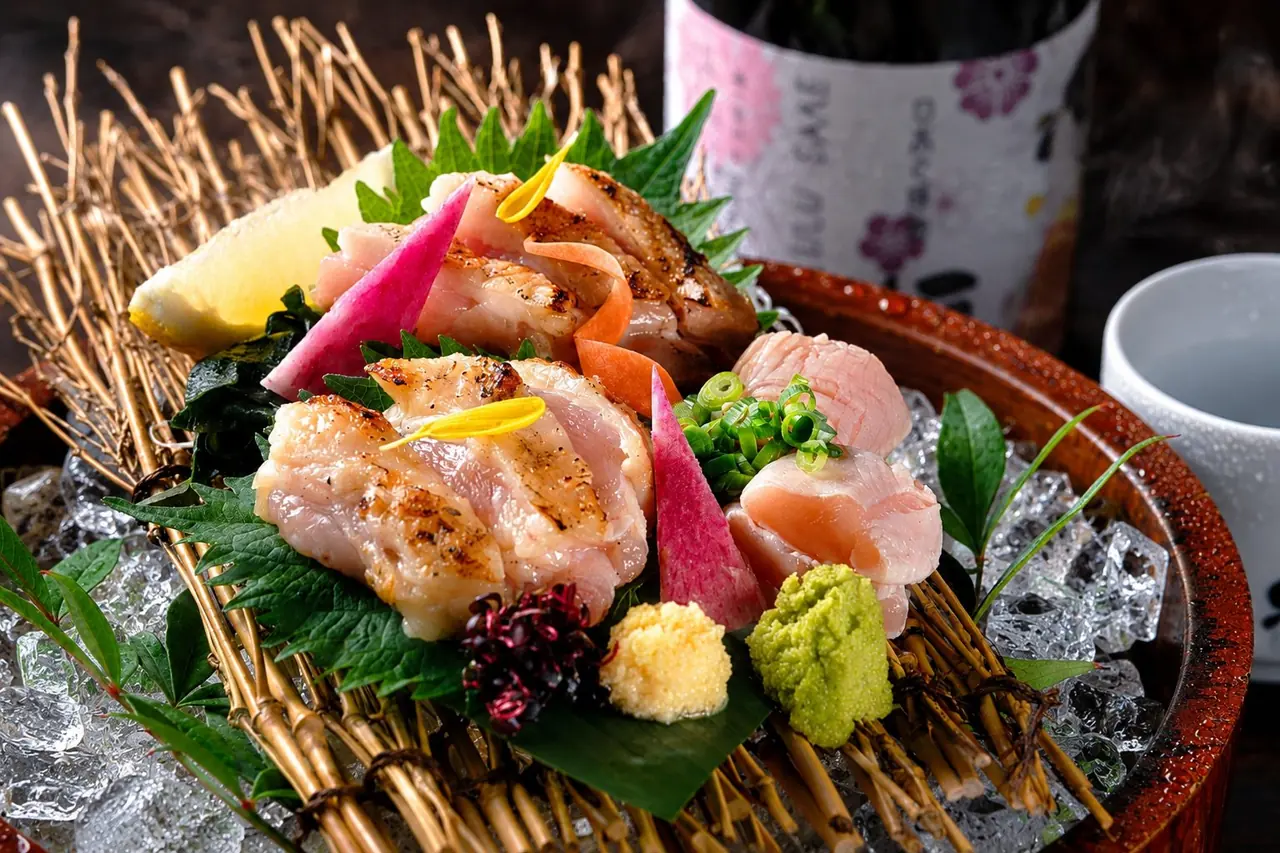 鶏刺三種盛り